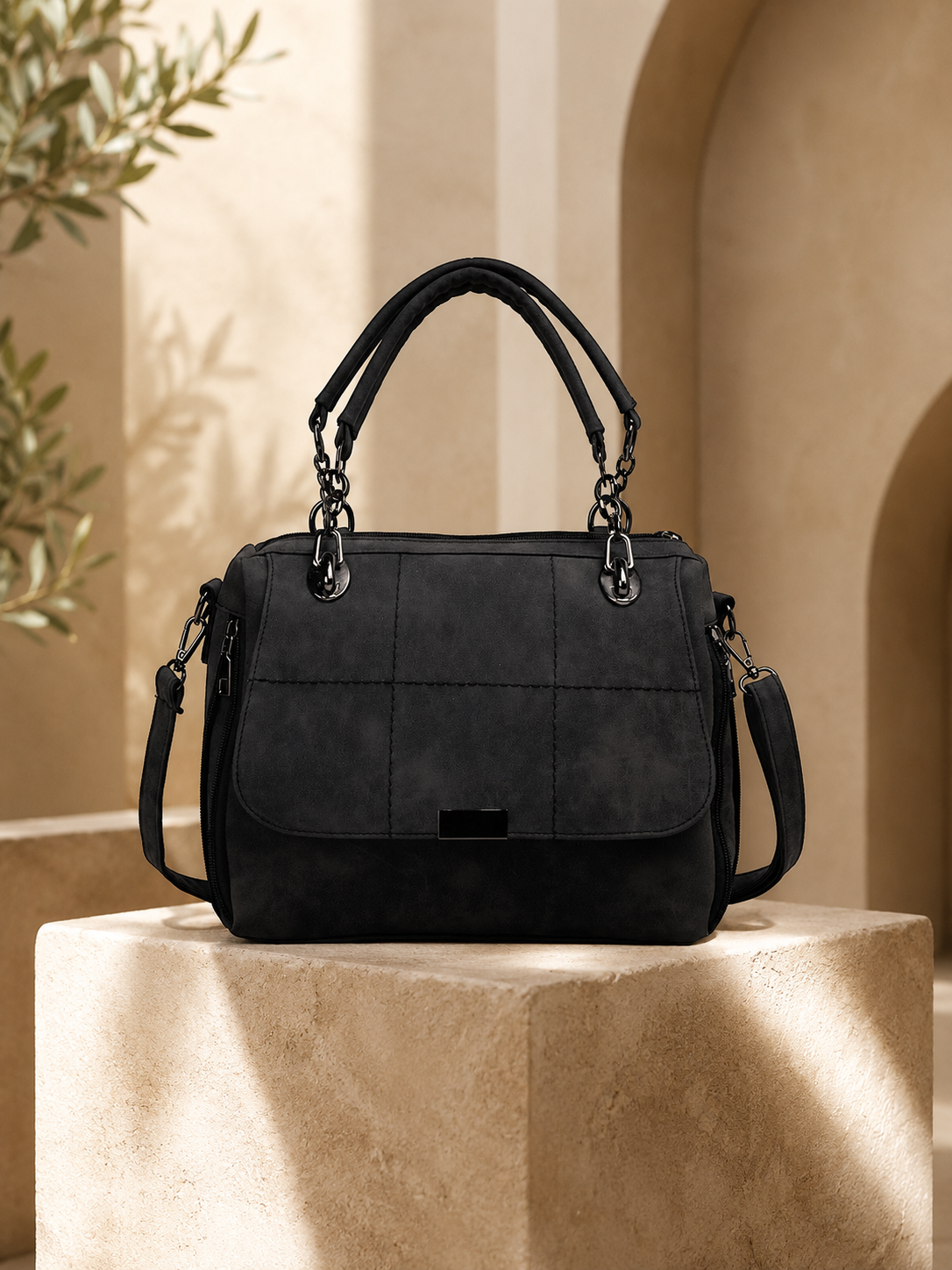The Lavenza Everyday Bag
